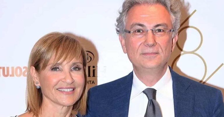 Ζαχαρέα για Ρουσόπουλο: «Σιδέρωνε στις 3 το πρωί το φορμάκι του γιου μας»