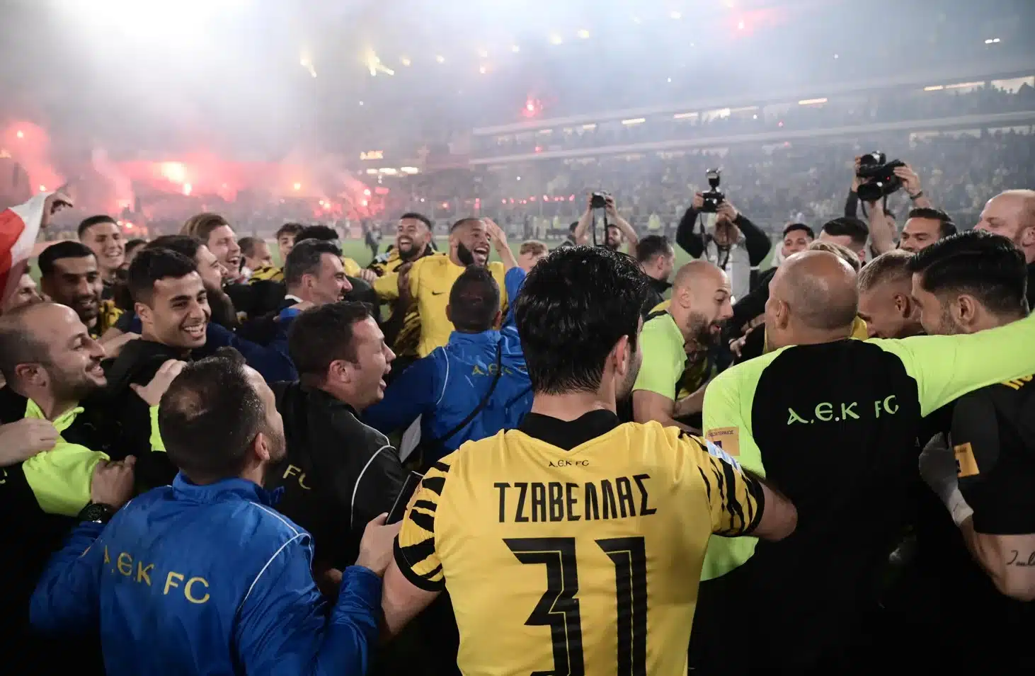 Στον «θρόνο» της η «Βασίλισσα» – Πρωταθλήτρια για 13η φορά στην ιστορία της η ΑΕΚ μετά το 4-0 επί του Βόλου 2 230514223055 screenshot 2023 05 14 222945