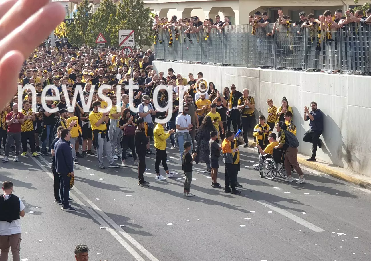 aek opadoi anapiriko karotsaki 1