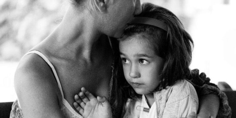 Δεν τα γέννησα, δεν ήταν δικά μου παιδιά. Αλλά για 5 χρόνια ήμουν η μαμά τους…