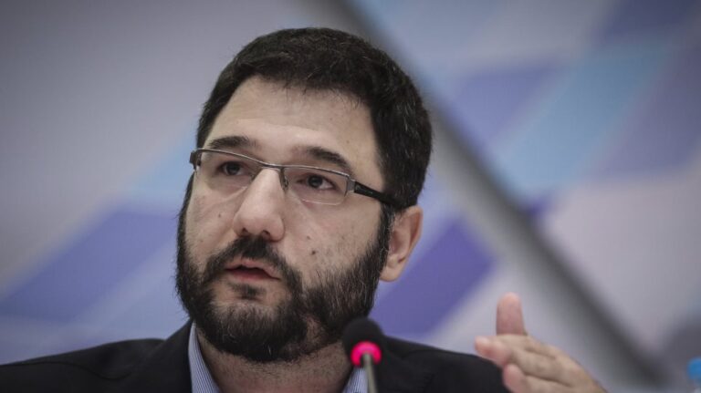 Αποχώρησε εκνευρισμένος ο Ηλιόπουλος από το στούντιο του ΣΚΑΪ
