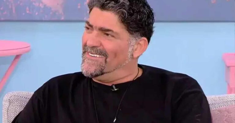 Μιχάλης Ιατρόπουλος – «Λείπει πολύ ο Λάκης Λαζόπουλος, τον εξαφάνισαν»