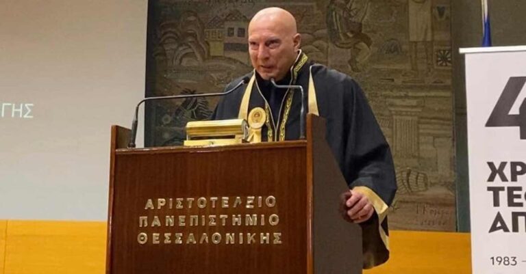 Συγκλονιστική ομιλία Γκάλη απευθυνόμενος στους νέους – «Τα γράμματα, η μόρφωση και το ήθος να μείνουν πάντα μαζί σας»
