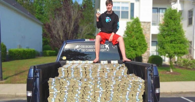 Ποιος είναι ο Mr.Beast που μοιράζει $50 χιλιάδες με αφορμή τα γενέθλιά του