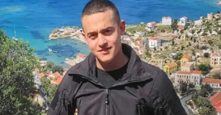 «Γιάντα ‘ναι μαύρα τα βουνά και στέκουν βουρκωμένα» – Συγκινεί η μαντινάδα για τον άδικο χαμό του 25χρονου Νίκου