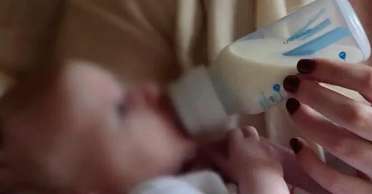 Αν είναι… δυνατόν: Μητέρα έκλεβε γάλατα από σούπερ μάρκετ για να ταΐσει το παιδί της