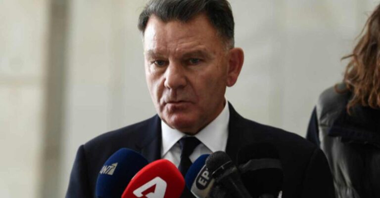 Ομοσπονδία ατόμων με αναπηρία: «Ο Κούγιας να ζητήσει συγνώμη από όλα τα παιδιά με αναπηρία»