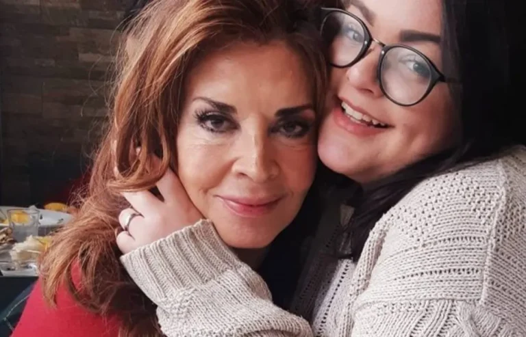 Μιμή Ντενίση: Γενέθλια για την κόρη της Μαριτίνα και η σπάνια φωτογραφία σε παιδική ηλικία