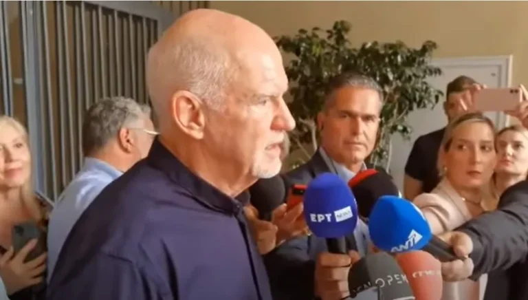 Παρέμβαση Παπανδρέου: «Απειλείται η δημοκρατία, έχουμε φτωχοποίηση και τεράστιες ανισότητες»