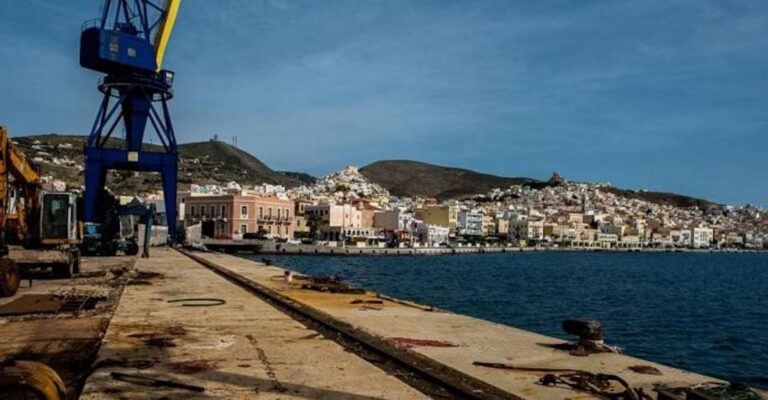 Νέο εργατικό ατύχημα στο Πέραμα: Στο νοσοκομείο 27χρονος που έπεσε από σκαλωσιά