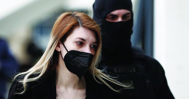 Πάτρα: Αποστομωτική απάντηση των ιατρών της Τζωρτζινας για αυτοάνοσο της Πισπιριγκου που υποτίθεται ότι…μεταλαμπαδεύεται