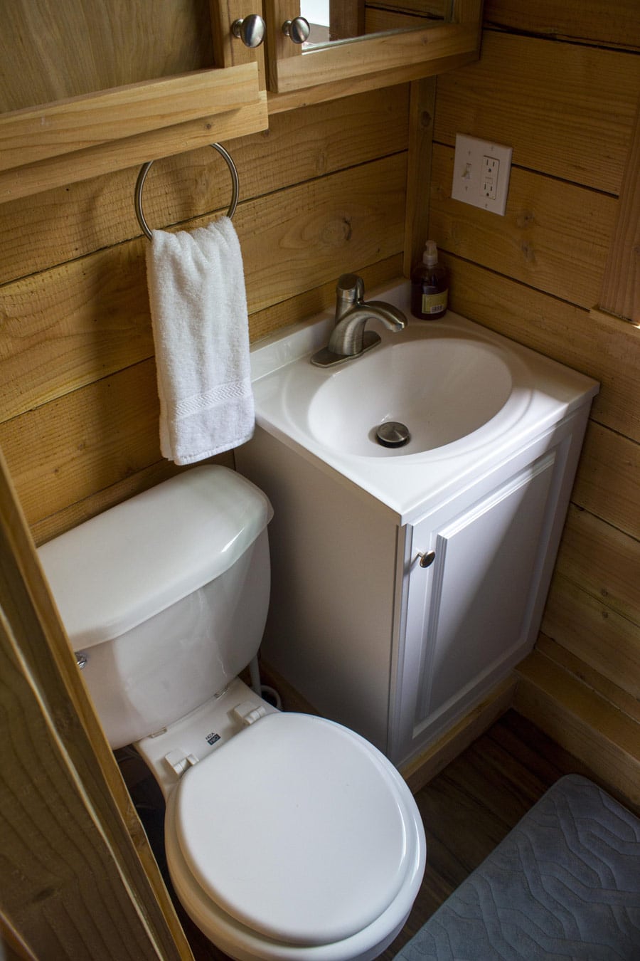 craftsman tiny house 6