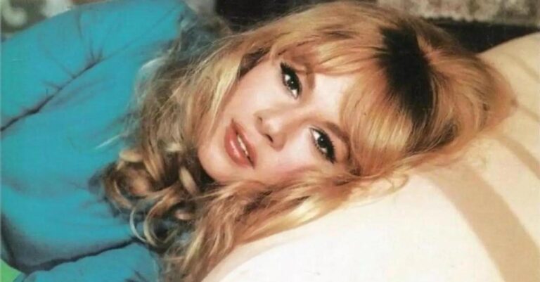 «Για την Αλίκη Βουγιουκλάκη ξέρω πολύ προσωπικά πράγματα, ιστορίες που δεν μαθεύτηκαν ποτέ»