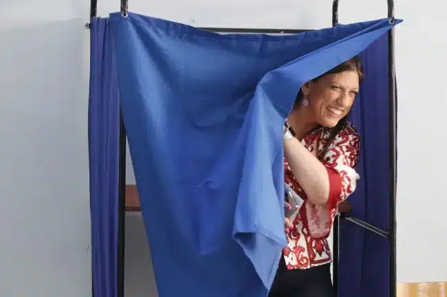 konstantopoulou ekloges 8.jpg