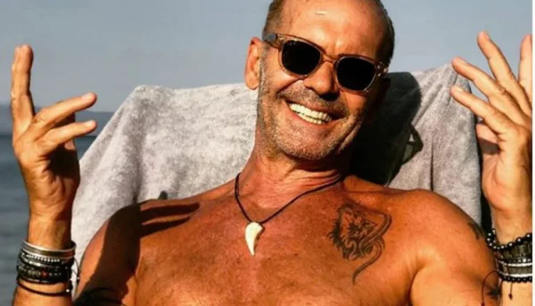 «Τραβάει τα μαλλιά του» ο Πέτρος Κωστόπουλος – Έχασε 50 εκατομμύρια ευρώ στη Μύκονο