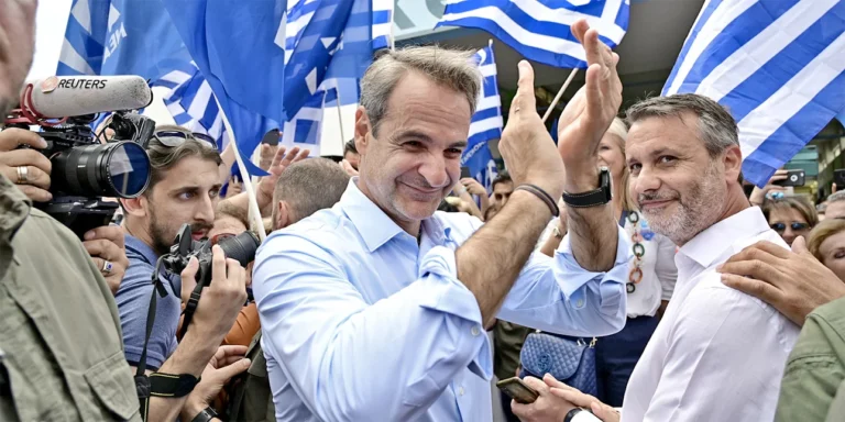 Μητσοτάκης: «Θα φτάσουμε το μέσο μισθό στα 1.500 ευρώ και τον κατώτατο στα 950 ευρώ»