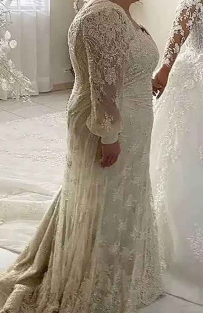 «Δεν ντράπηκες να το φορέσεις» Η μητέρα της νύφης πήγε στο γάμο της κόρης της με φόρεμα σαν νυφικό, το πλήρωσε μια περιουσία 2 nypichpdpict000011837977