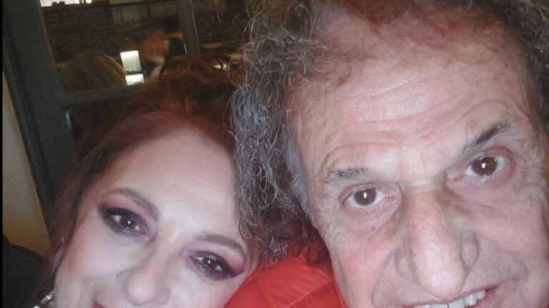 Ελένη Ράντου – Βασίλης Παπακωνσταντίνου: Η «προφητική» φωτογραφία τους πριν τη συναυλία στο Καλλιμάρμαρο