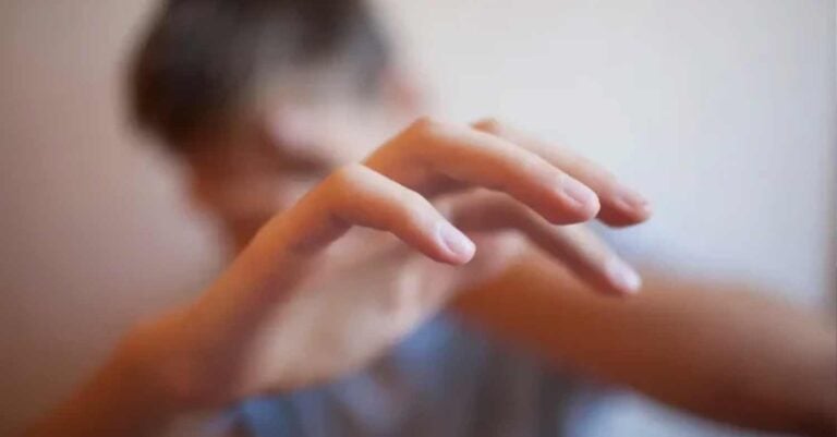 Οργή στην Πάτρα: Πακιστανός επιχείρησε να απαγάγει 9χρονο αγοράκι