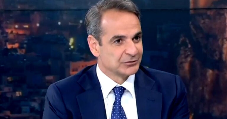 Μητσοτάκης: «10.000 προσλήψεις στην υγεία, 950 ευρώ ο κατώτατος μισθός στο τέλος της τετραετίας»