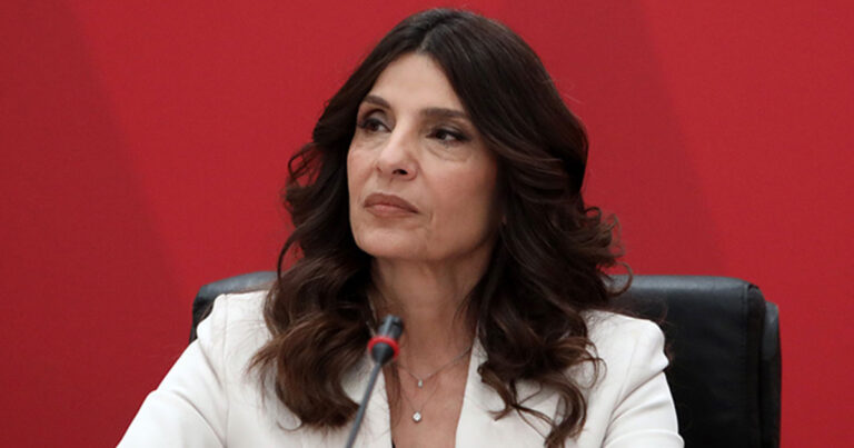 Τσαπανίδου: «Καταπέλτης για τον κ. Μητσοτάκη οι αποκαλύψεις για το πόρισμα για τα Τέμπη»