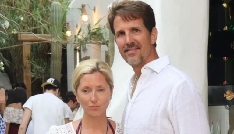 Πήγε διακοπές στους Παξούς ο Παύλος Γλύξμπουργκ και δείχνει πόσο αγαπάει την Ελλάδα