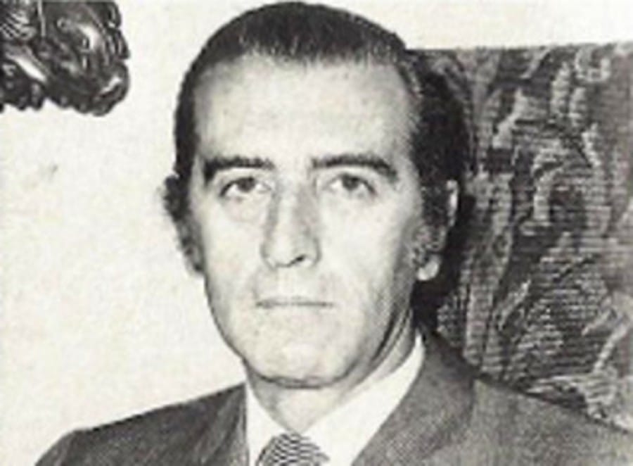 10 diasimoi ellines poy dolofonithikan 5