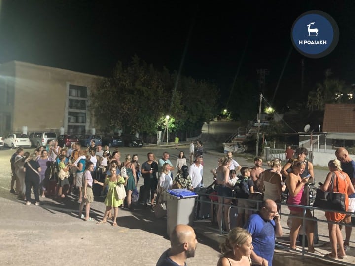 104081a03dd482f3edea5bc0c6fc4f9c b