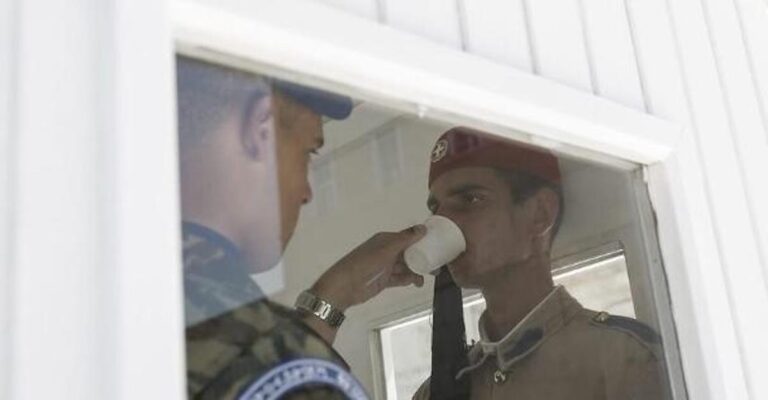 Η θερμοκρασία στα κιόσκια των Ευζώνων έφτασε τους 70 βαθμούς