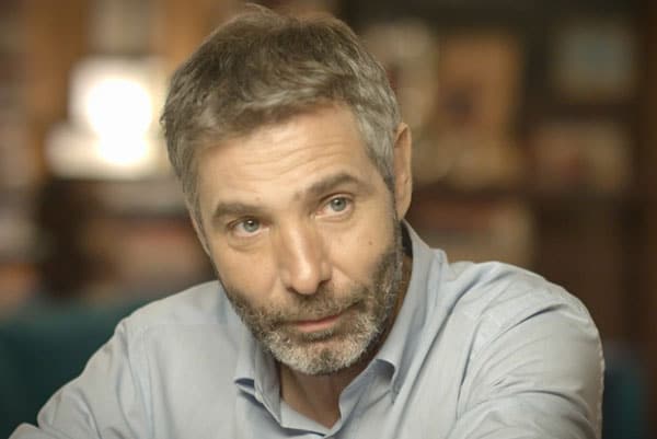 deka diasimoi proin alkoolikoi poy eichan ti dynami na xefygoyn apo ti exartisi toys 2