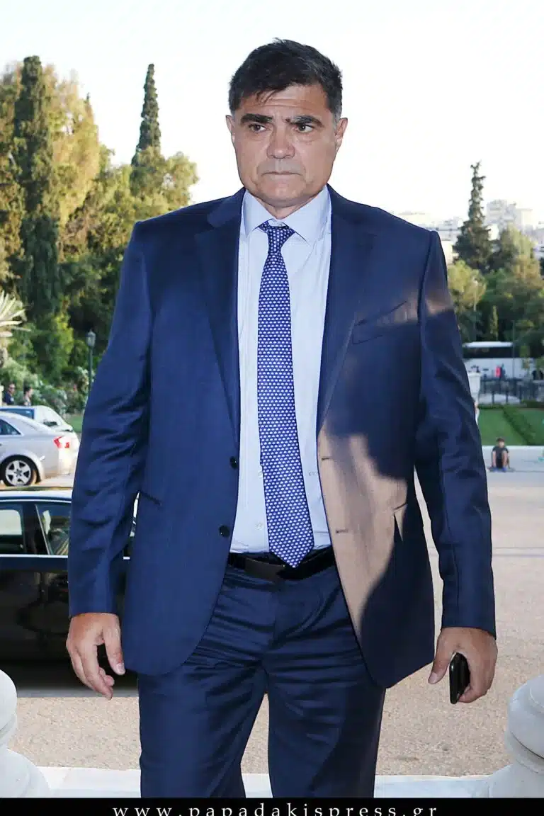 goiteytikos 60aris o koyklos gios tis mariannas vardinogianni kai i panemorfi syzygos toy 2 768x1152 1