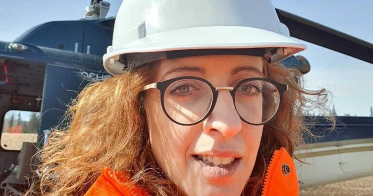 Γύρισε την πλάτη στο Δημόσιο και επέστρεψε στον ιδιωτικό τομέα -«Ένιωθα ότι θέλω να δουλέψω, και δεν μπορώ» – Πώς τα Τέμπη έπαιξαν ρόλο