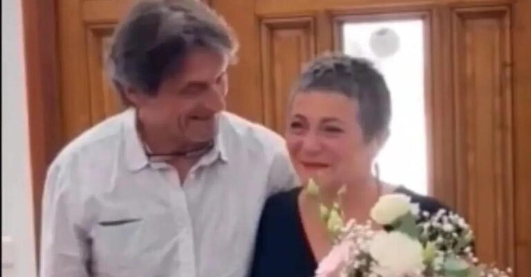 Καρκινοπαθής πήγε στο Δημαρχείο για ένα έγγραφο – Δεν ήξερε πως μέσα γινόταν ο …γάμος της
