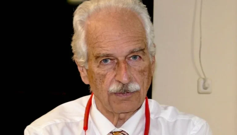 «Χτυπά τους πνεύμονες»: Το εγκληματικό λάθος που σύμφωνα με τον καθηγητή Γουργουλιάνη κάνει 1/3 μετά την πανδημία