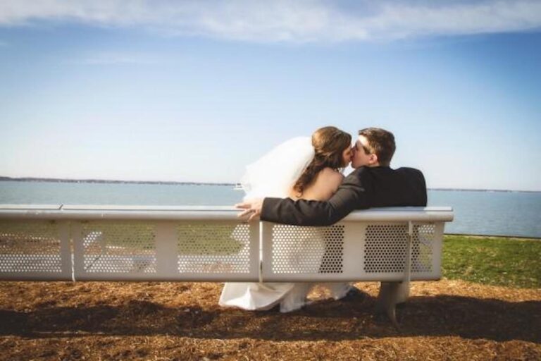 Οι γονείς του δεν με ήθελαν και εκείνος τους έβγαλε από τη ζωή του