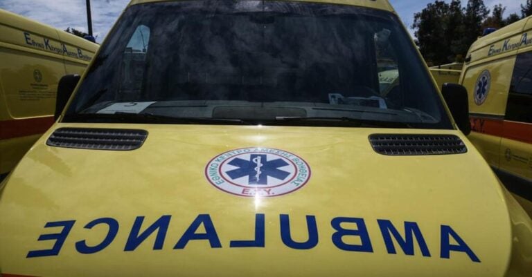 ΠΝΠ για ΕΚΑΒ: Δημοτικοί υπάλληλοι, πυροσβέστες και φαντάροι στα πληρώματα των ασθενοφόρων