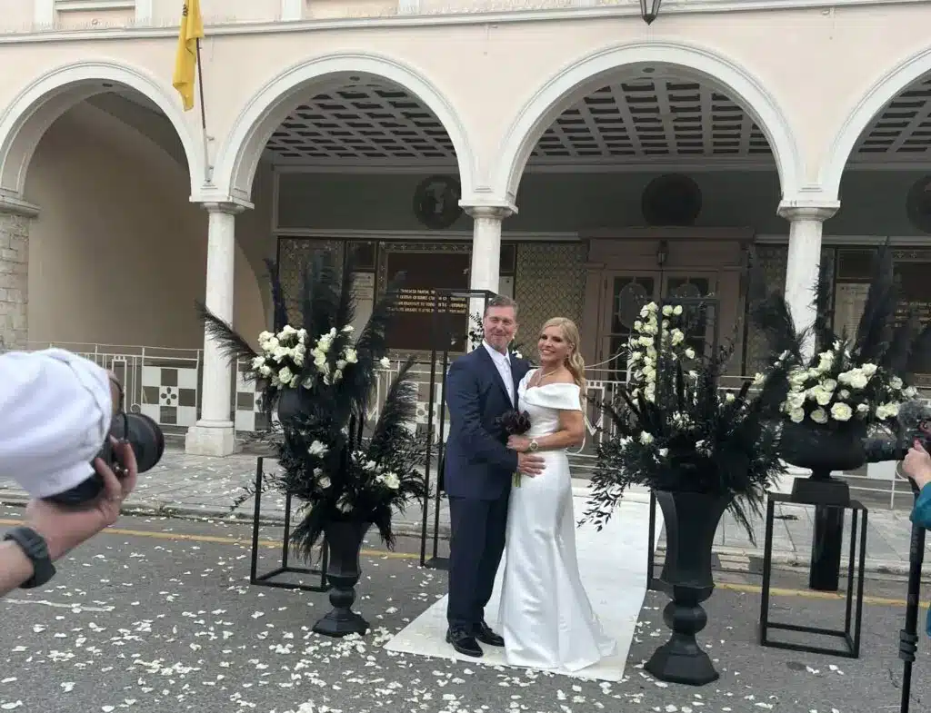 Πάτρα: Κωνσταντίνος Σαλάππας και Αγγελική Καραντζά - Ο γάμος της χρονιάς! ΦΩΤΟ 2 Πάτρα: Κωνσταντίνος Σαλάππας και Αγγελική Καραντζά - Ο γάμος της χρονιάς! ΦΩΤΟ