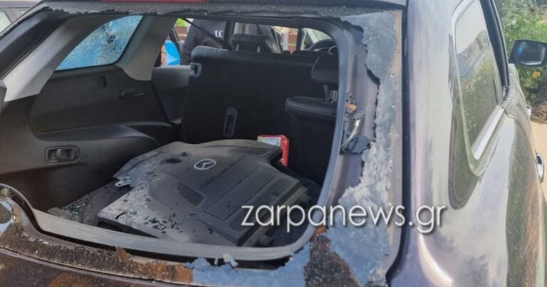 Χανιά: Κλείδωσαν το μωρό στο αυτοκίνητο και πήγαν βόλτα στο Ενετικό Λιμάνι – Το έσωσαν αστυνομικοί από θερμοπληξία