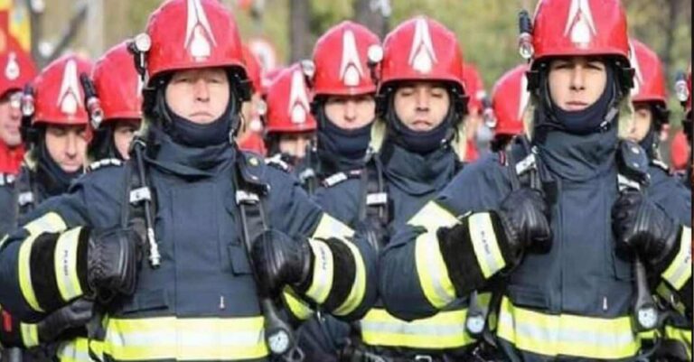 Έφτασε βοήθεια: Ρουμάνοι πυροσβέστες επιχειρούν στη φωτιά στο Ν. Κουβαρά