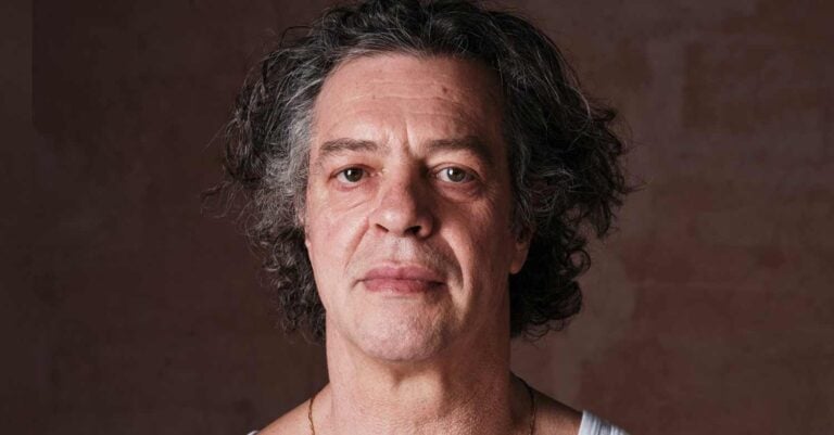 Γιάννης Τσορτέκης: «Μέχρι πριν ένα χρόνο κυκλοφορούσα στον δρόμο και περνούσα απαρατήρητος»