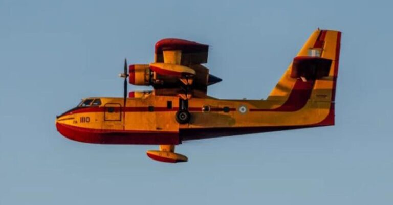 Πάνω από 30 ετών το καναντέρ CL-215 που συνετρίβη στην Κάρυστο