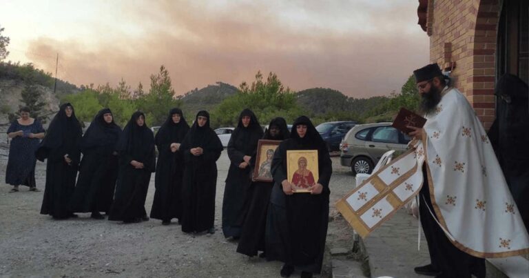 Ύμνοι από τον Διεθνή Τύπο: Οι μοναχές της Ρόδου ρίσκαραν τη ζωή τους για να σώσουν το μοναστήρι τους από την φωτιά