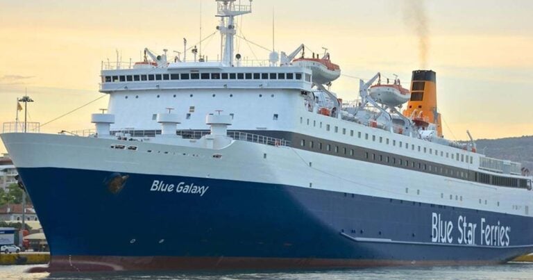 Πειραιάς: Μηχανική βλάβη σε πλοίο με 606 επιβαίνοντες – Επέστρεψε πίσω στο λιμάνι