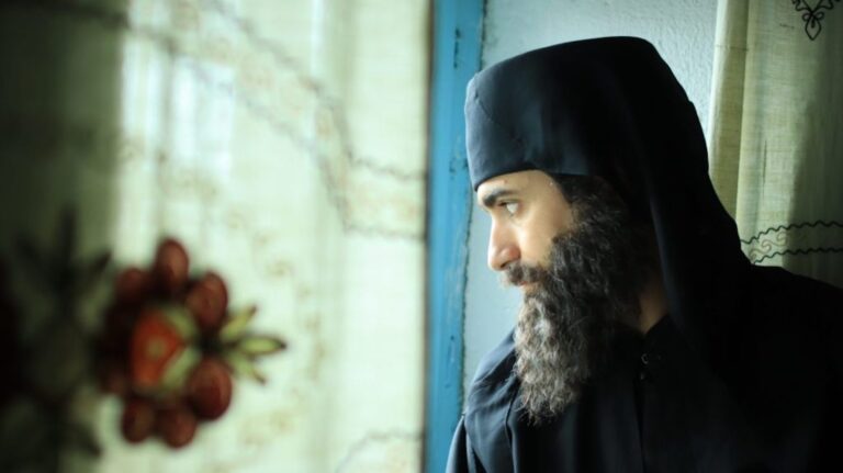 «Το τηλεοπτικό ταξίδι» του Αγίου Παϊσίου από την Κόνιτσα ως το Σινά – Εκατοντάδες ηθοποιοί θα πάρουν μέρος στην σειρά που κέρδισε τις καρδιές των τηλεθεατών