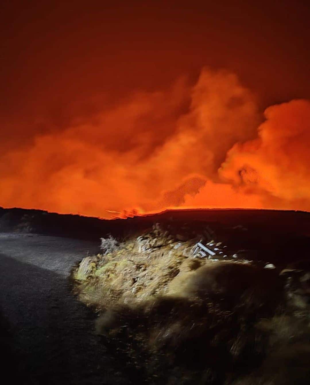 Τραγικές στιγμές για την Ζέτα Μακρυπούλια: Έτρεχε να γλιτώσει από τις φλόγες – «Κόλαση, είμαστε στο έλεος μας» 1 1 67