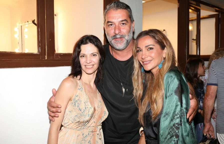 Βγήκε με τη Βανδή αλλά όλοι κοιτούσαν τα πόδια του: Ο Μπισμπίκης «έσκασε» Επίδαυρο μ’αυτά τα παπούτσια & έγινε θέαμα 30 Δέσποινα Βανδή – Βασίλης Μπισμπίκης