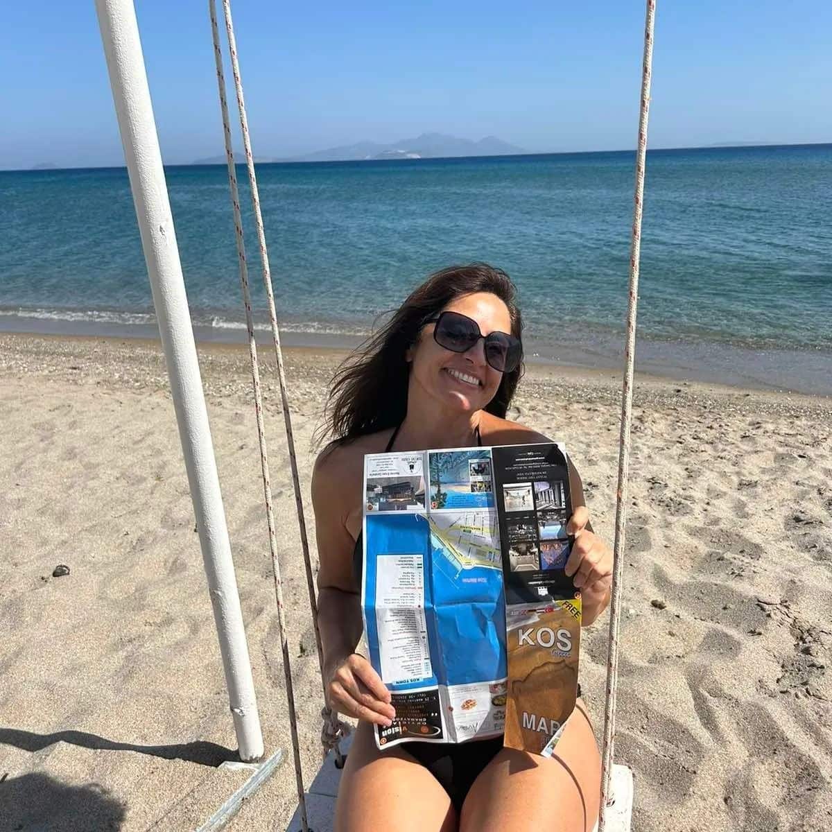 Ποια είναι η μαμά και ποια η κόρη: Η Βάσω Γουλιελμάκη ποζάρει με την 19χρονη κόρη της και όλοι ρωτάνε το ίδιο 6 19 4 1200x1200 1