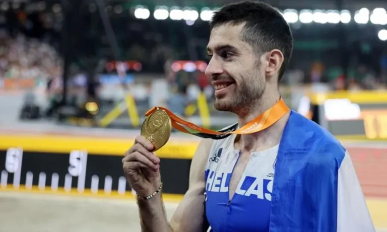 Φώτισε τη μαύρη μας ψυχή: Φαινόμενο Τεντόγλου, απόλυτος κυρίαρχος στο μήκος – Πήρε το μόνο μετάλλιο που του έλειπε