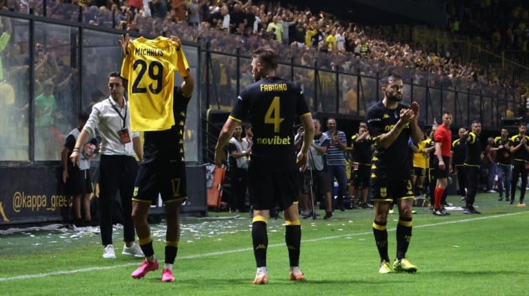 «Για τον Μιχάλη»: Το ευχαριστώ της ΑΕΚ στον Άρη για την συγκινητική κίνηση του Λουίς Πάλμα