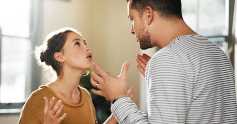 Ακύρωσα το ραντεβού με την κοπέλα μου για να δω το παιδί μου και επειδή παραπονέθηκε, τη χώρισα. Έκανα καλά;